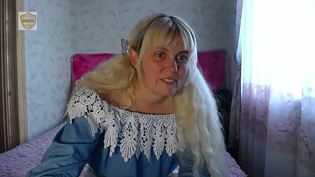 SunnySylvia Chat XXX live
