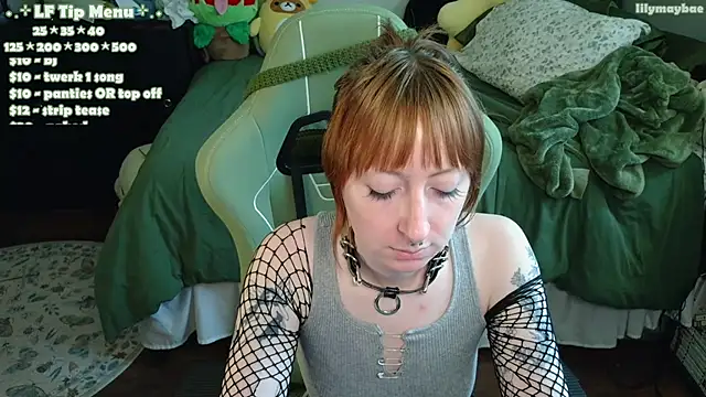 Chatroom XXX en direct de LilyMayBae