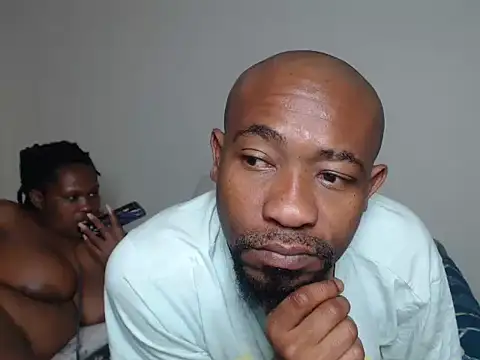 Ogmelo webcam show