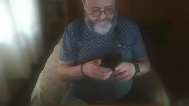 Show modela Koldo70 na web-kameri
