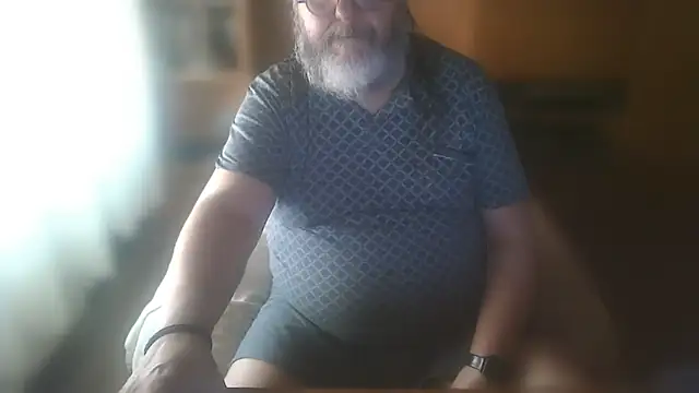 Show modela Koldo70 na web-kameri