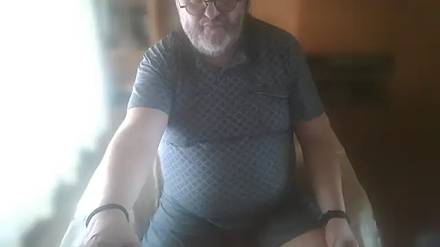 Show modela Koldo70 na web-kameri