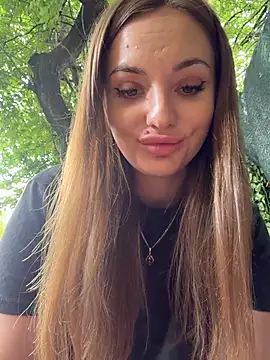 Night_dreams – webcam-show