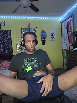 Show modela LordSpunFun na web-kameri