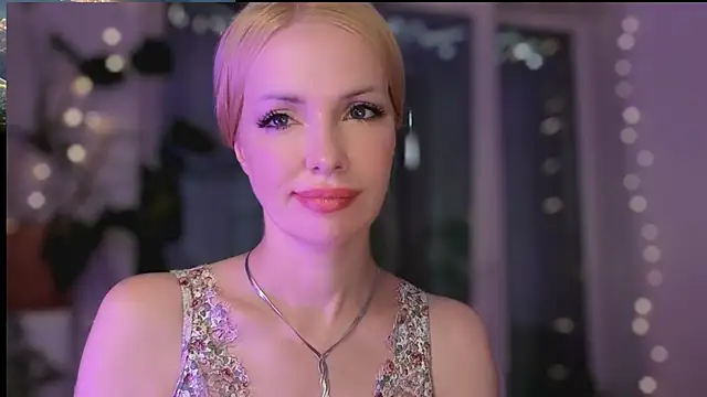 AbsoluteGoddess Webcam Show