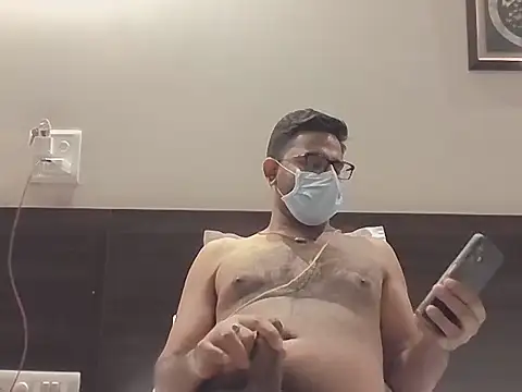 Pokazy przed kamerką – hotindianstud