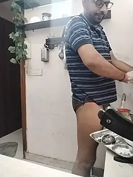 hotindianstud Adlı Modelin Web Kamerası Şovu