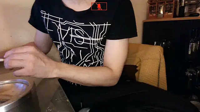 הופעת וובקאם של Hgay6935