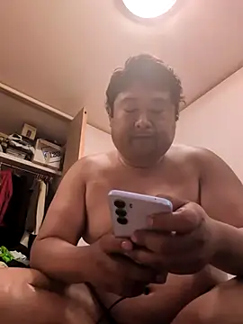 sexybottomrakkiiのウェブカメラショー