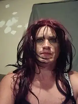 MaddyC6992's Webcam Show