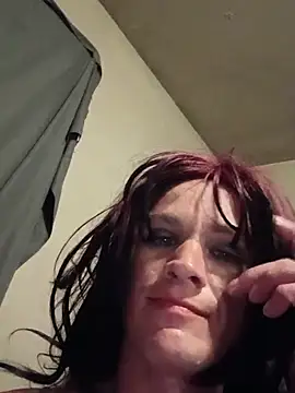 MaddyC6992 Show in webcam