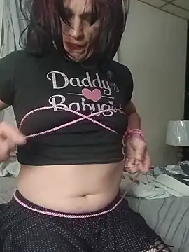 MaddyC6992 Show in webcam