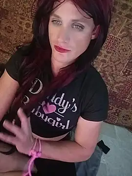 MaddyC6992's Webcam Show