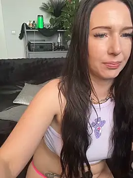 Trixie-Tainted Webcam-Show