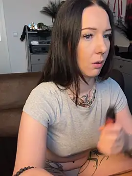 Trixie-Tainted's Webcam Show