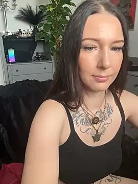 Trixie-Tainted Webcam-Show