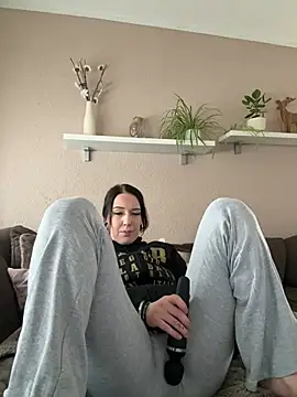 Trixie-Tainted Webcam-Show