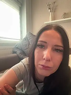 Trixie-Tainted Live XXX-Chat