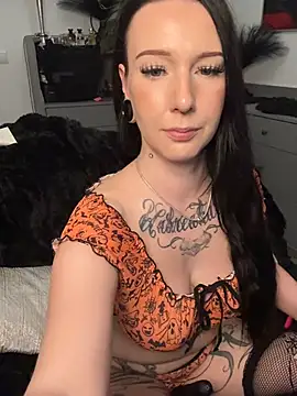 Trixie-Tainted Webcam-Show