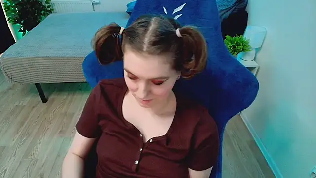 צ'אט XXX בשידור חי של CranberryHot