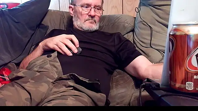 snickers1's Webcam Show