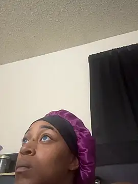 Creamesensation's Webcam Show
