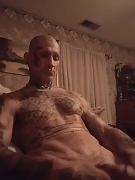 Pokazy przed kamerką – Casey884life
