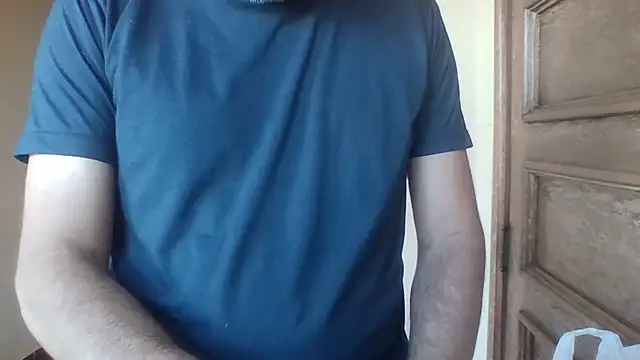 Leo_Big Pertunjukan Webcam
