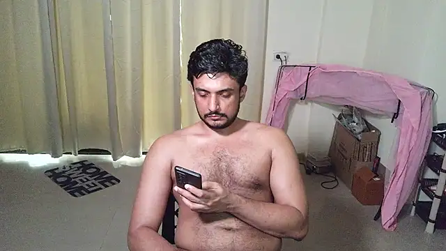 daringcutie Show in webcam