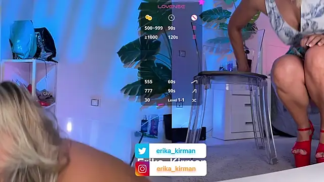 Chat +18 de Erika_Kirman ao vivo