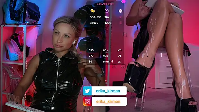 Erika_Kirman Adlı Modelin Canlı XXX Sohbeti