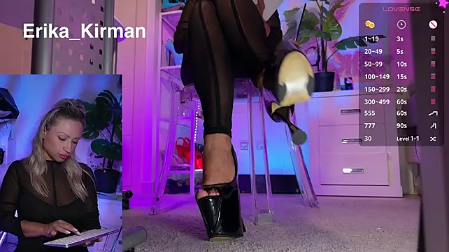 แชท XXX สดของ Erika_Kirman