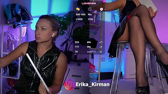 Erika_Kirman live XXX chat
