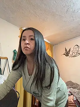 latinfemale Chat XXX in diretta