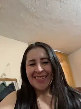 latinfemalen Live XXX chat
