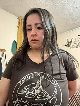 latinfemale's Live XXX Chat