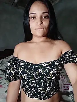 _Estrellita_ Adlı Modelin Canlı XXX Sohbeti