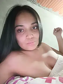 _Estrellita_ élő XXX-chatje