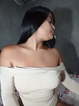Chat +18 de _Estrellita_ ao vivo