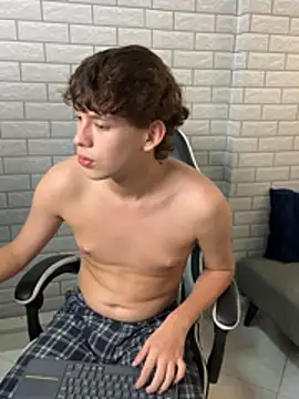 Nicola_hard Webcam-Show