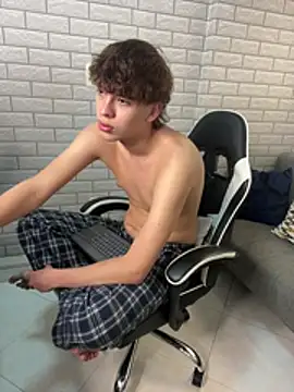 Nicola_hard 网络视讯表演