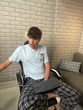 Nicola_hardn Webbikameraesitys