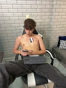 Nicola_hardn Webbikameraesitys