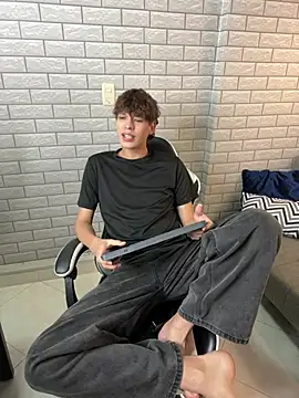 Nicola_hard 网络视讯表演