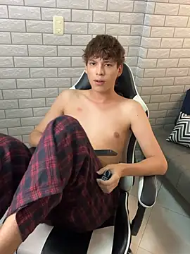 Nicola_hard 网络视讯表演