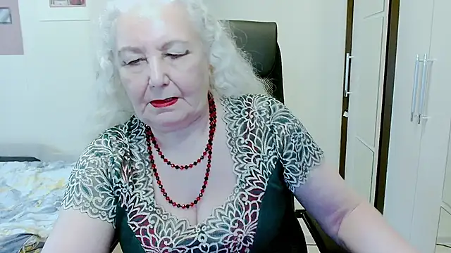 GrannyAlisa 网络视讯表演