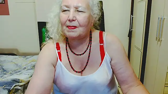 GrannyAlisa's Webcam Show
