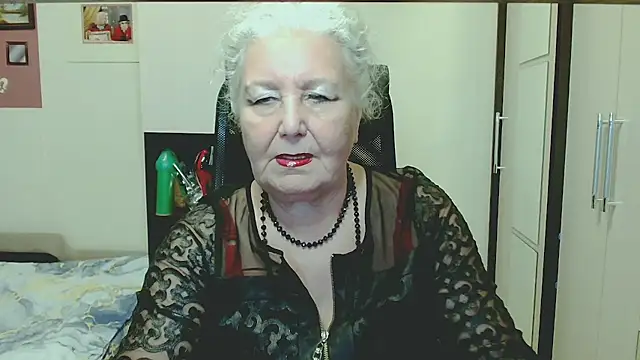 GrannyAlisa's Webcam Show