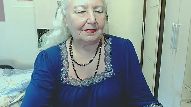 Show de GrannyAlisa na webcam