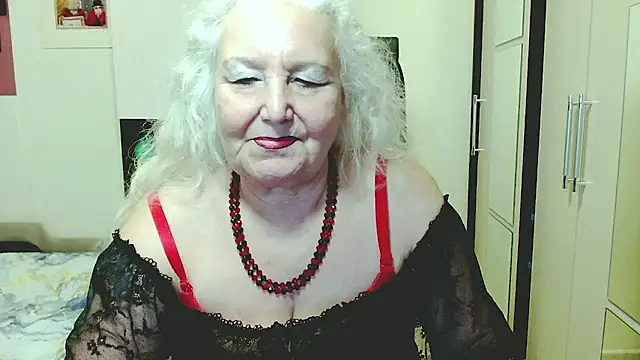 GrannyAlisa Webcamshow